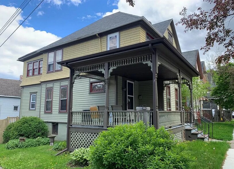 Building Photo - 62 Saint John Ave