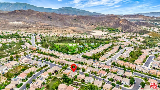 Building Photo - 27060 Mountain Willow Ln
