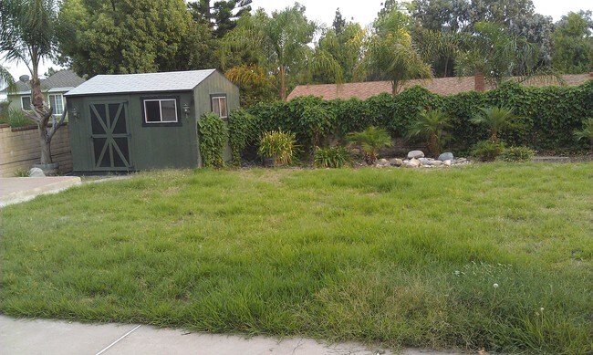 Building Photo - 1226 Azalea Ct