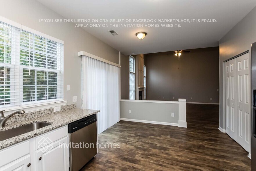 Building Photo - 13305 Norseman Ln