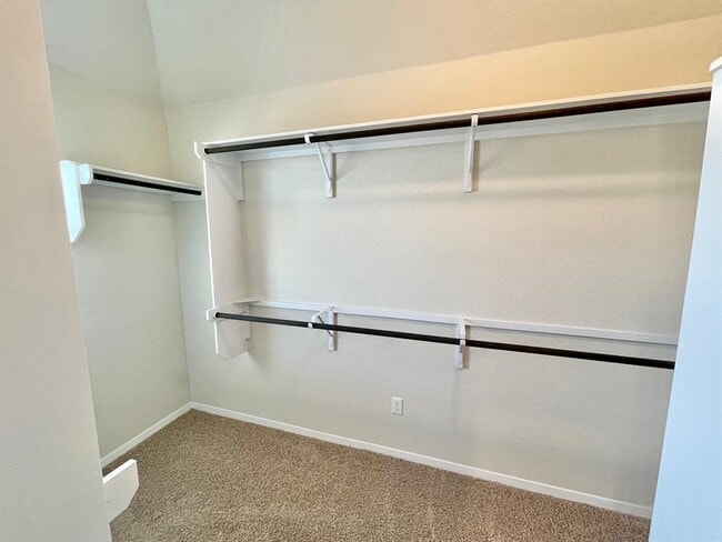 Building Photo - 111 Living Reef Dr