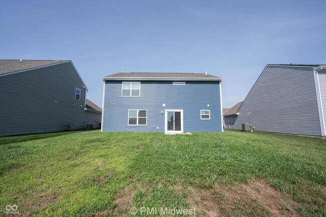 Building Photo - 3975 Fenwick Ln