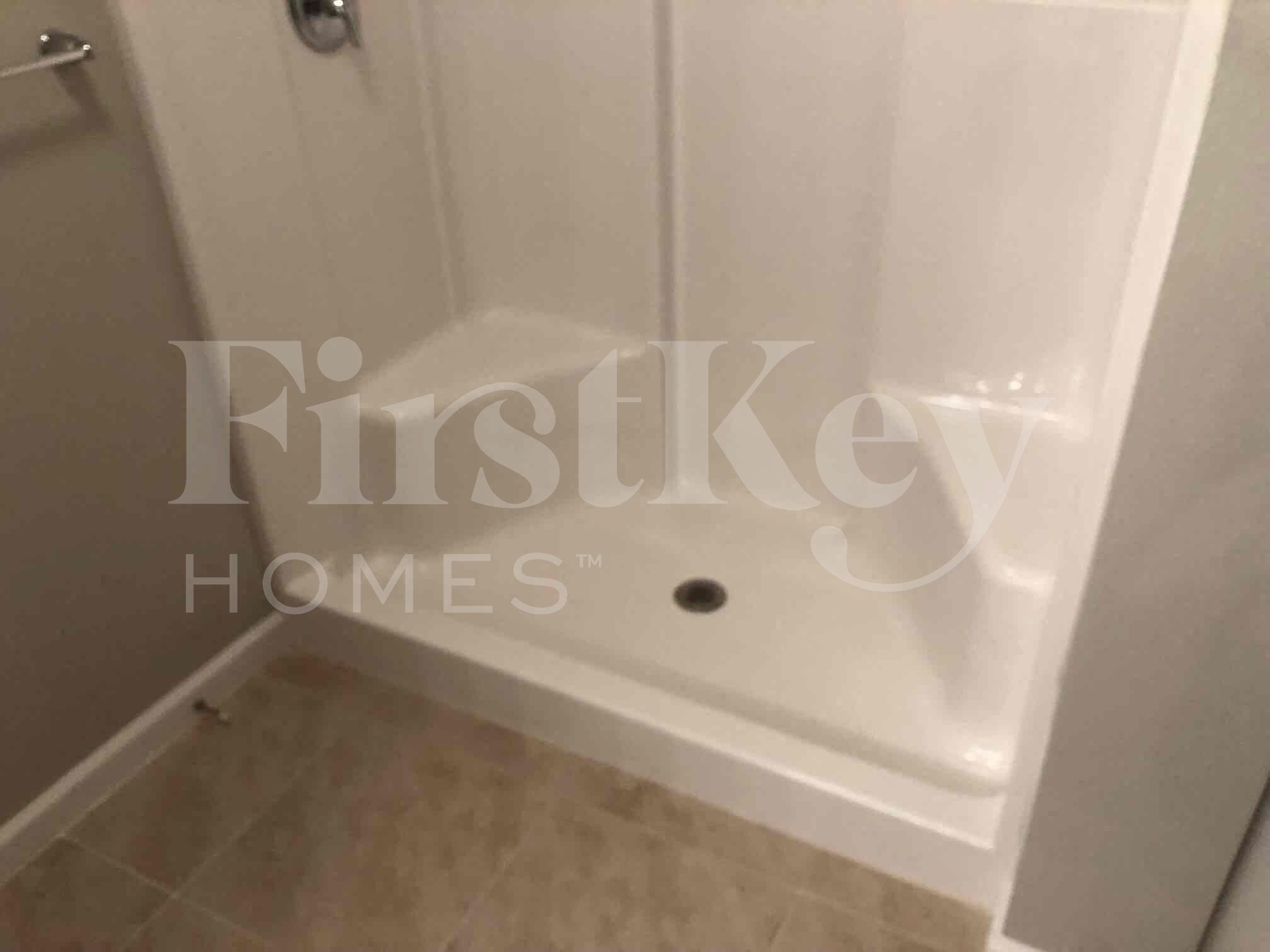 Building Photo - 1773 SW Cannon Ave