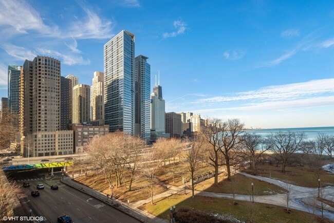 Building Photo - 505 N Lake Shore Dr