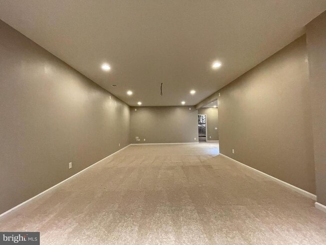Building Photo - 23573 Christina Ridge Square