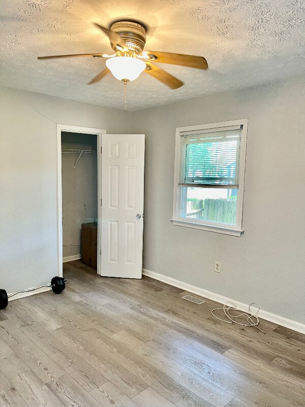 Building Photo - 1006 New St