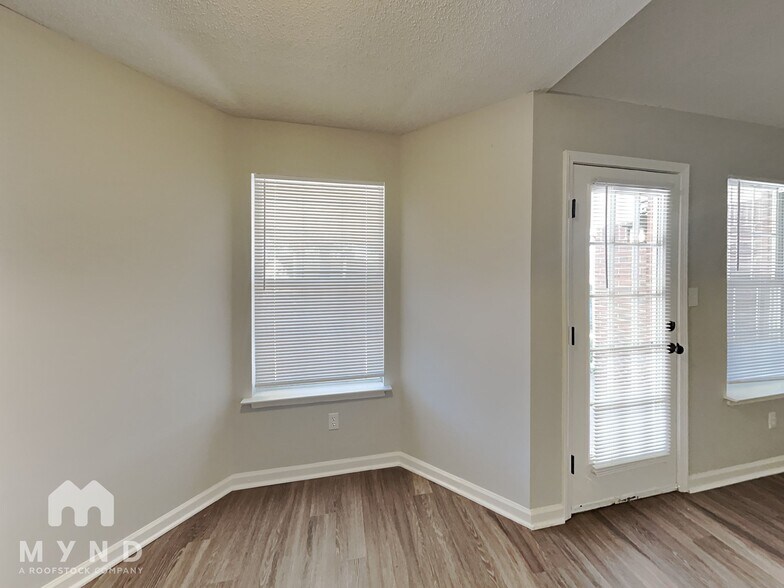 Building Photo - 1041 Spanish Trail Ln