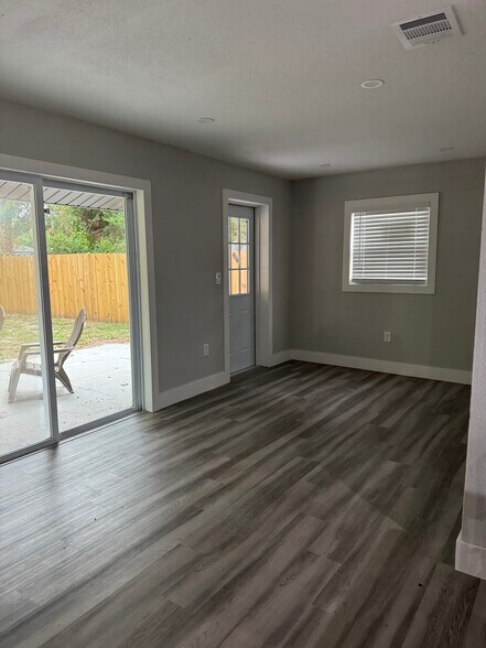 Building Photo - 6347 S Lansdale Cir