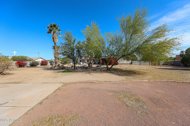 Building Photo - 8531 W Pinnacle Peak Rd