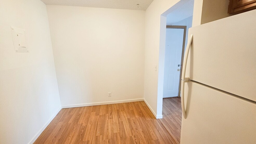Interior Photo - Belmont Manor