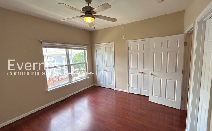 Building Photo - 21803 Flanders Ct