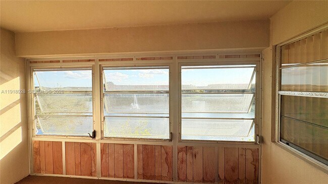 Building Photo - 12900 SW 13th St