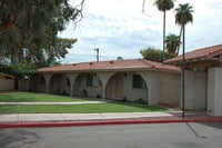 Building Photo - Buenas On Indian School Apartments