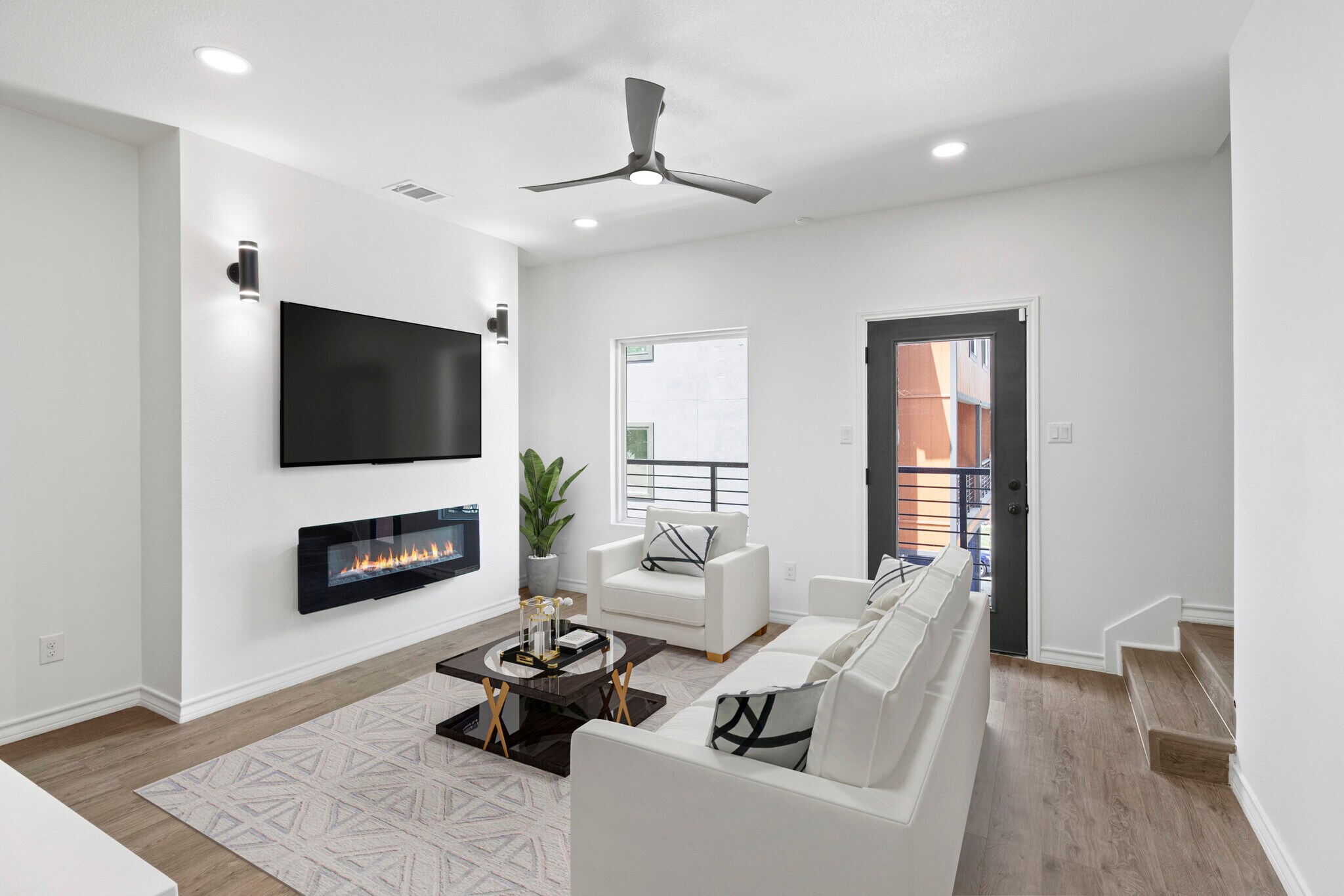 Living - 118 Shenandoah