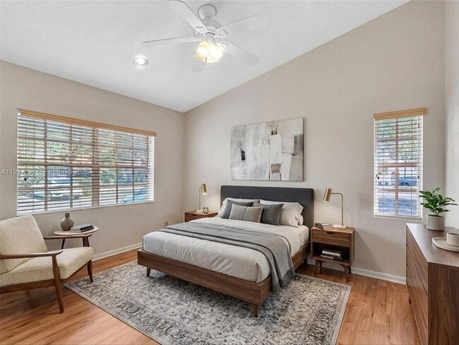 Building Photo - 1361 Cottonwood Cir