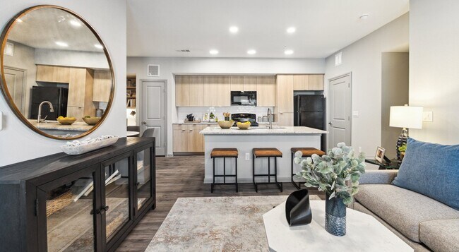 Primary Photo - 12752 N Houston Rosslyn Rd