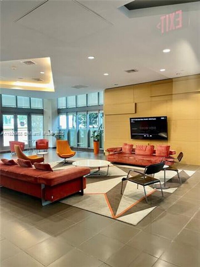 Building Photo - 79 SW 12th St