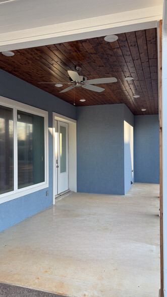 Building Photo - 12542 Vinson Cir