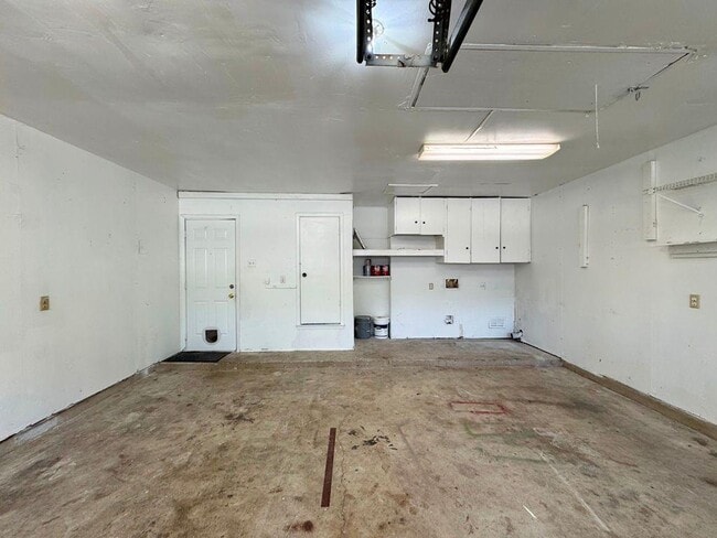 Building Photo - 1107 Spearson Ln