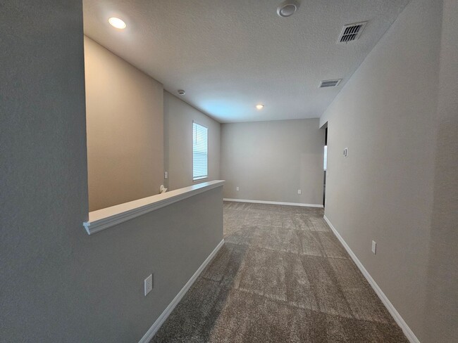 Building Photo - Coming Soon! Gorgeous Townhome For Rent in...