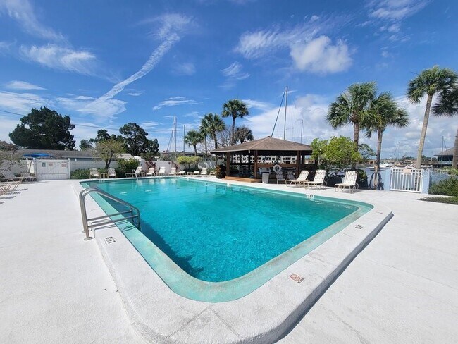 Building Photo - 311 Newport Dr