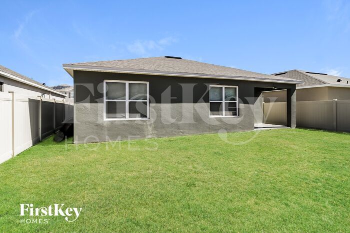 Building Photo - 819 Guadalupe Dr