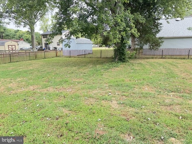 Building Photo - 4435 Willow Tree Ln