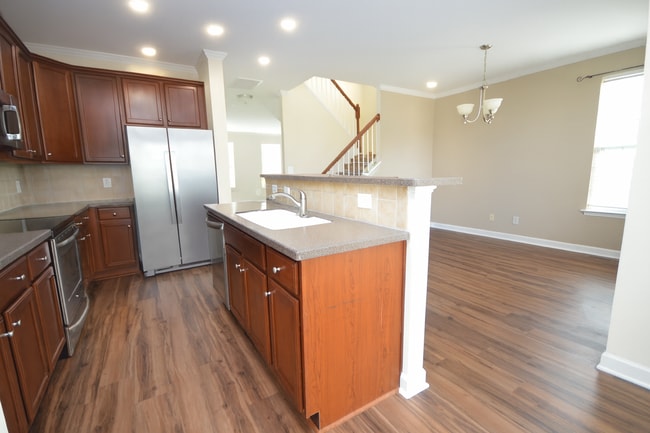 Building Photo - 306 Bally Shannon Way