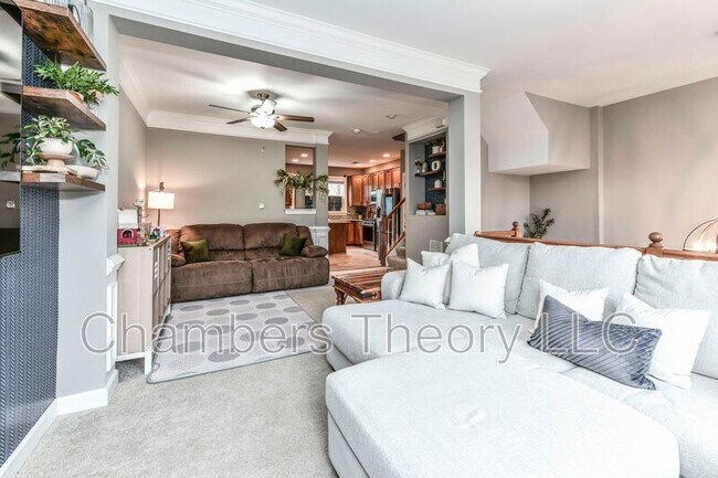 Building Photo - 15640 Avocet Loop