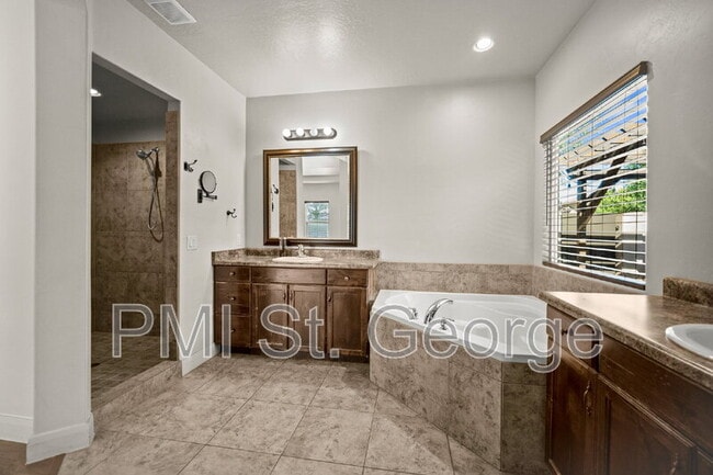 Building Photo - 3782 Brade Lane
