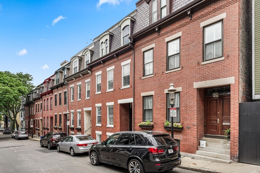 Primary Photo - 34 Soley St