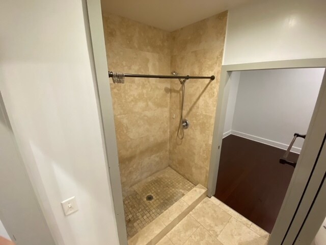 Shower - 62 West Colonial Drive