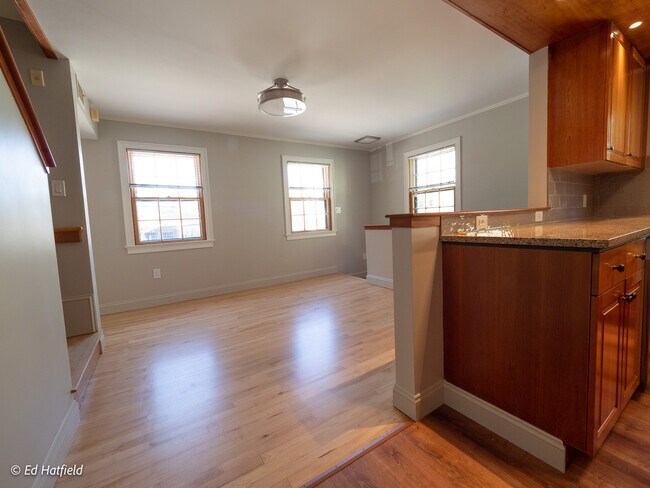 Dinning area - 3 Webster Avenue