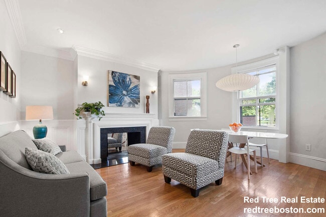 Building Photo - 244 Beacon St