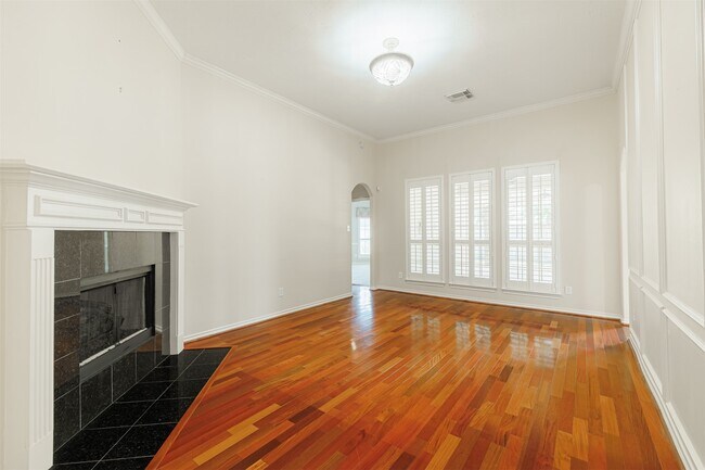 Building Photo - 11102 Dawson Springs Dr