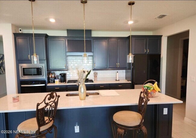 Building Photo - 3399 Kindlewood Dr