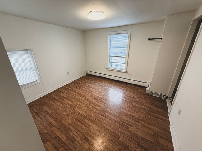 Building Photo - 58-60 Intervale Avenue