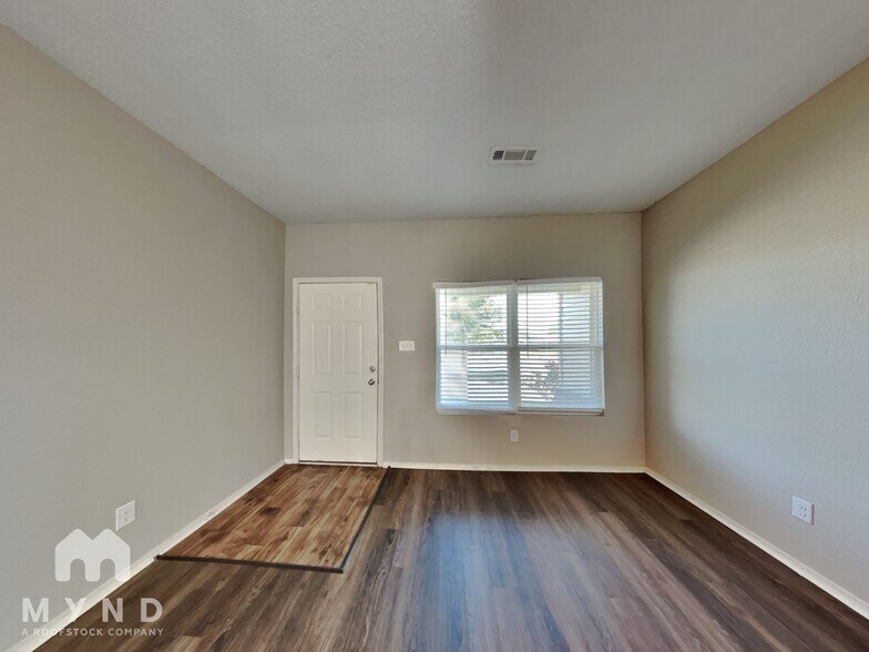Building Photo - 12513 Solandra Cir