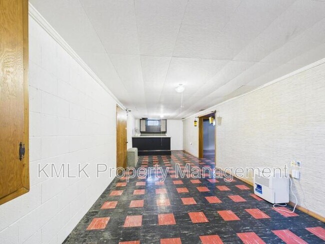 Building Photo - 2667 11th St
