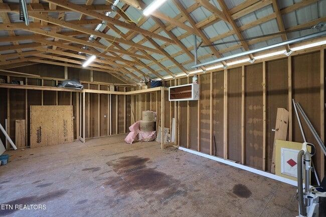 Building Photo - 548 Murray Rd NW