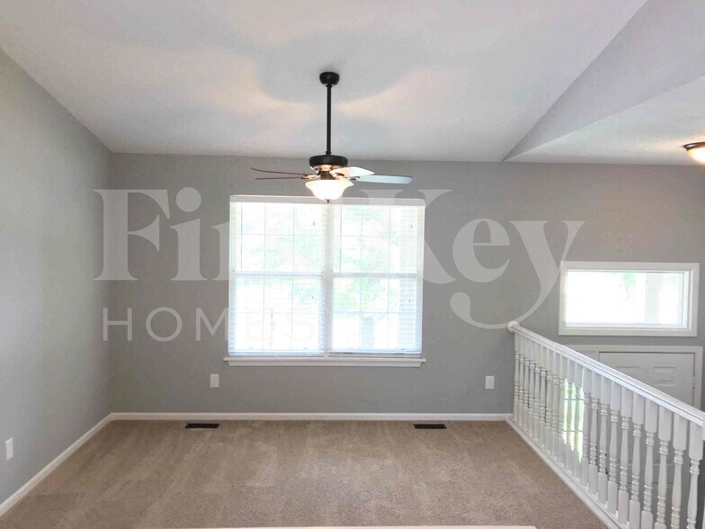 Building Photo - 66 Chip Dr