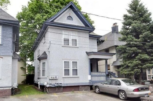 Building Photo - 514 Walnut Ct