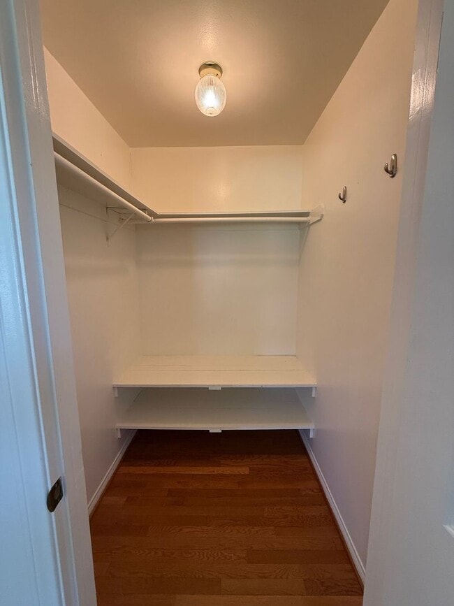 Building Photo - Washington Duplex