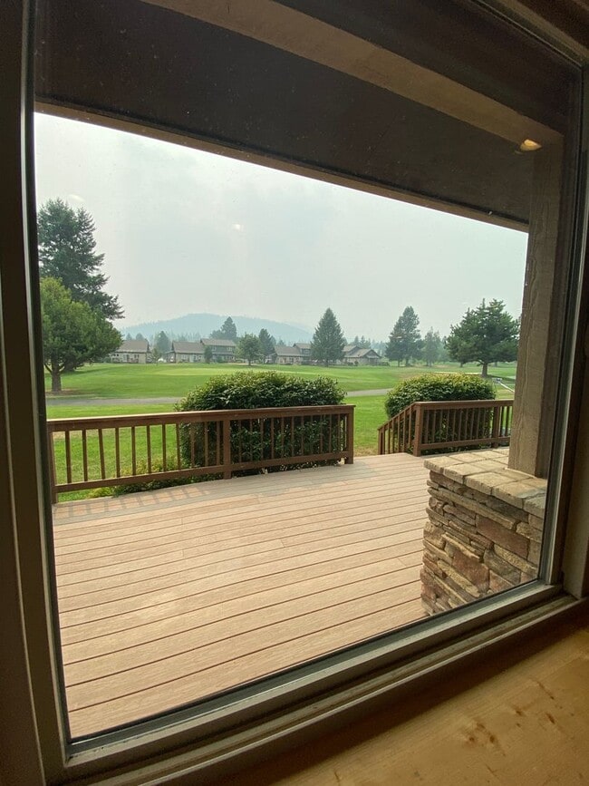 Building Photo - THE VINYARDS AT STONERIDGE (APP#42)