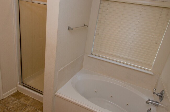 Building Photo - 19510 Remington Martin Dr