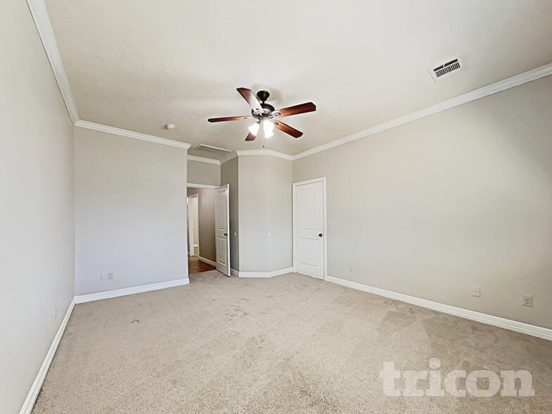 Building Photo - 103 Lullaby Ln