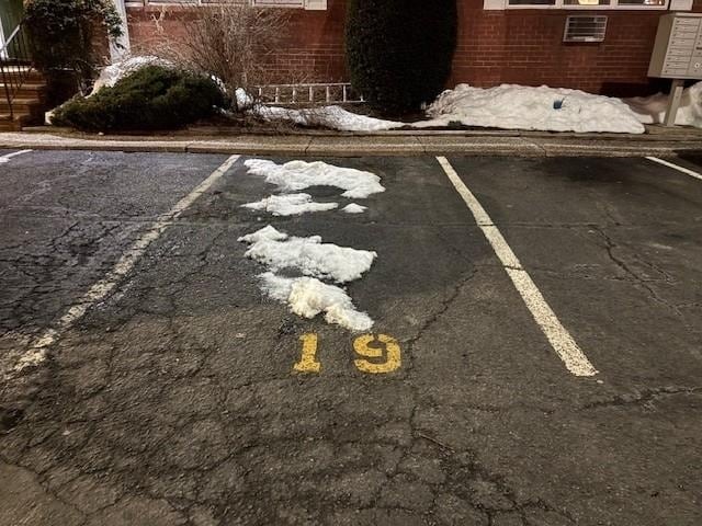 Building Photo - 1 Dahnert Park Ln