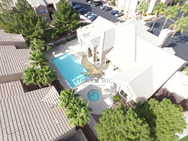 Building Photo - 8101 W Flamingo Rd