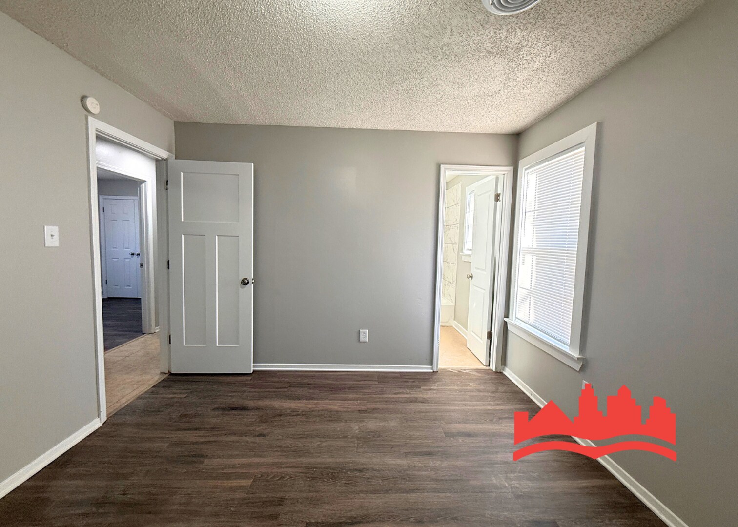 Building Photo - 3883 Drayon Cove