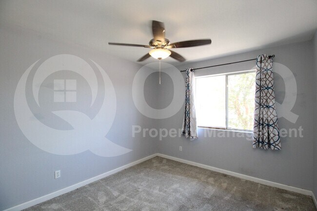 Building Photo - 8838 N 42nd Ave